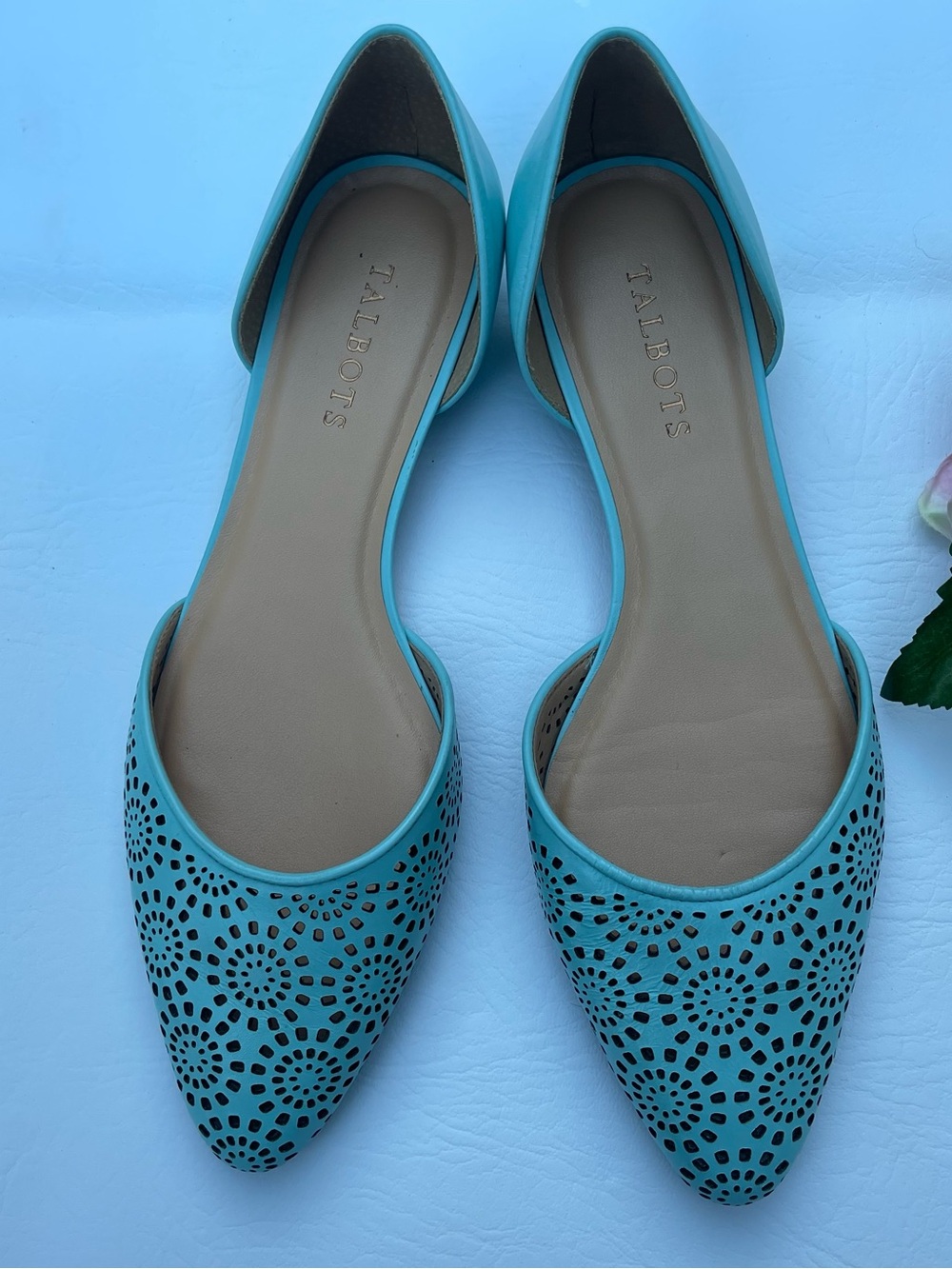 Talbots Turquoise D'Orsay Flat - Women's Perforated Pointed Toe size 9M